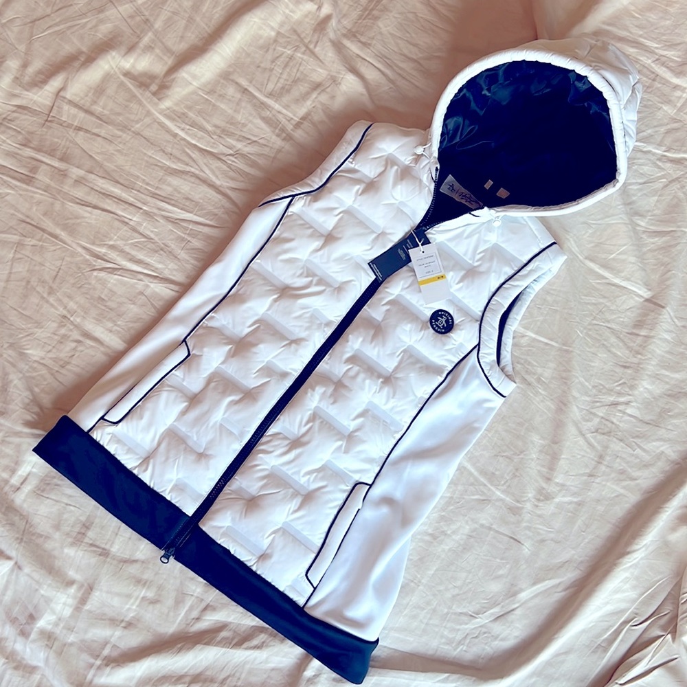 NWT Penguin White Puffy Vest (SP)